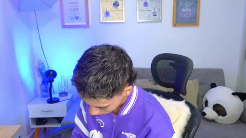 Snapshot of yulian_vasquez chatting on 11-19-25, 12:16 yulian_vasquez online show from 11-19-25, 12:16