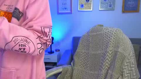 Snapshot of yulian_vasquez chatting on 12-03-25, 12:25 yulian_vasquez online show from 12-03-25, 12:25