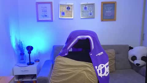 Snapshot of yulian_vasquez chatting on 12-04-25, 12:25 yulian_vasquez online show from 12-04-25, 12:25