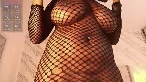 yuliana__cambell online show from 12-16-25, 04:17