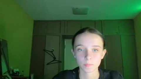 Yuliia online show from 10-11-25, 05:11