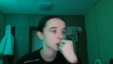 Yuliia online show from 11-24-25, 06:57