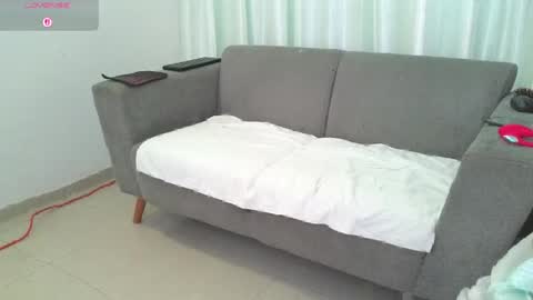 yuliethpetite online show from 04-20-26, 01:03