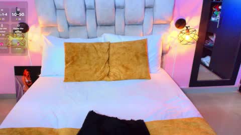 Snapshot of yulina_xue chatting on 11-11-25, 09:48 Yulina online show from 11-11-25, 09:48