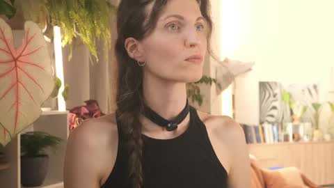 Snapshot of yulladao chatting on 05-21-26, 05:31 yulla dao online show from 05-21-26, 05:31
