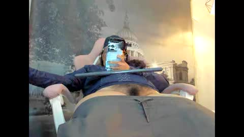 Snowflake online show from 10-07-25, 02:31