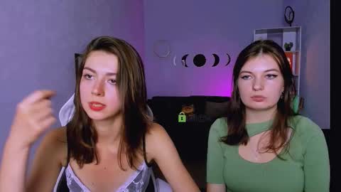 yume_sakura_ online show from 09-30-25, 12:43