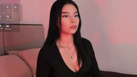 Snapshot of yumei_hot_ chatting on 09-09-25, 04:23 Yumei online show from 09-09-25, 04:23