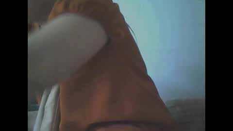 yumi123_ online show from 10-04-25, 12:08