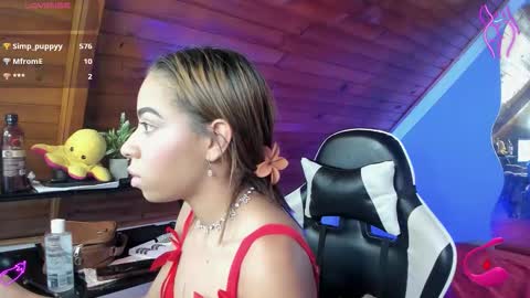 yumi_hanna online show from 12-20-25, 02:40