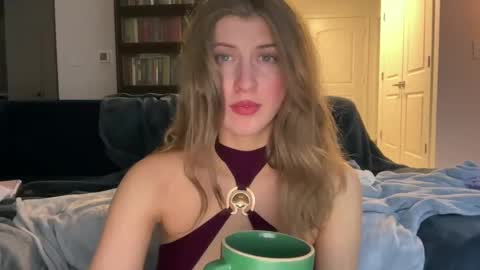 Snapshot of yumiandwolf chatting on 02-12-25, 04:44 yumiandwolf online show from 02-12-25, 04:44