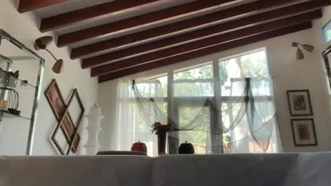 Snapshot of yumiandwolf chatting on 10-06-25, 09:56 yumiandwolf online show from 10-06-25, 09:56