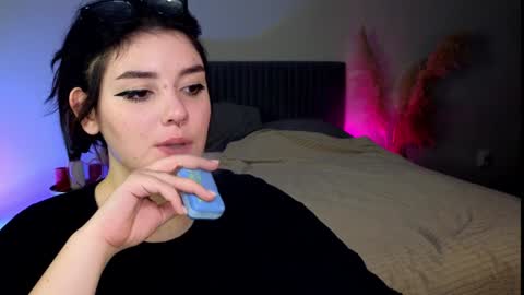 YumemiyaYumi online show from 01-01-25, 03:45