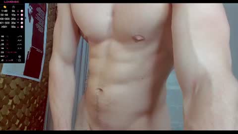 Snapshot of yummmy_dick_ chatting on 06-10-26, 06:29 STUD online show from 06-10-26, 06:29