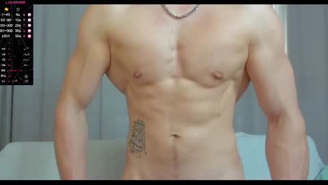 Snapshot of yummmy_dick_ chatting on 06-11-26, 12:03 STUD online show from 06-11-26, 12:03
