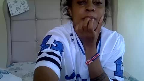 Snapshot of yummy_squirterr chatting on 06-05-26, 11:16 Munah online show from 06-05-26, 11:16