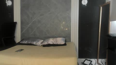 Yummyduo online show from 01-25-25, 05:08