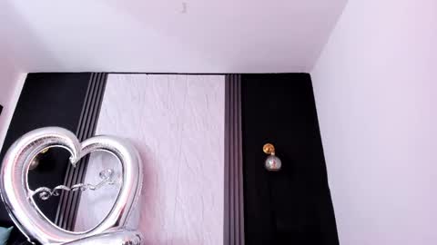 Yummyduo online show from 04-15-26, 07:58