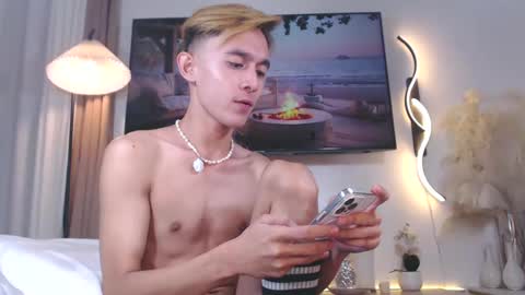 Justine online show from 02-02-25, 10:28