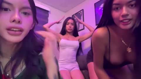 Goddes Renalyn online show from 02-14-25, 07:54