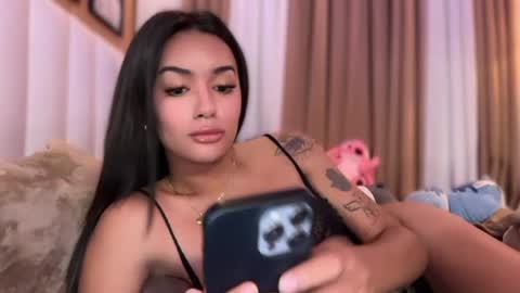 Snapshot of yummyrenalyn chatting on 05-22-26, 06:57 Goddes Renalyn online show from 05-22-26, 06:57