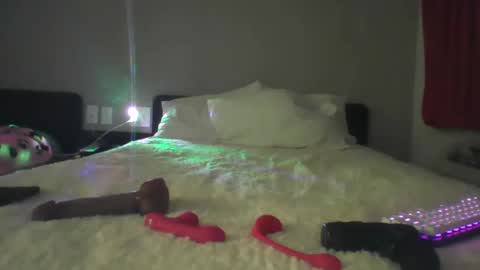 yummythick5150 online show from 02-05-25, 08:32