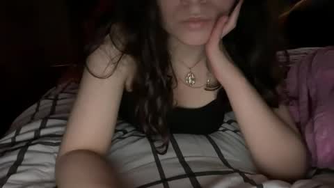 Snapshot of yummyybby chatting on 01-19-25, 03:50 yummyybby online show from 01-19-25, 03:50