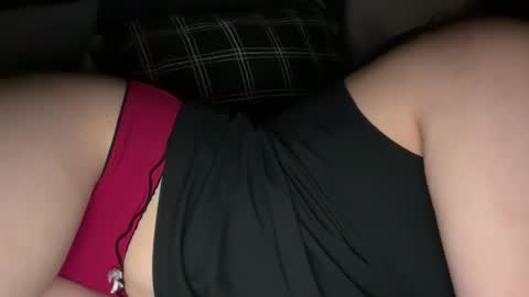 Snapshot of yummyybby chatting on 11-10-25, 09:19 yummyybby online show from 11-10-25, 09:19