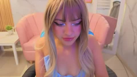 Snapshot of yuna_doll_a chatting on 07-16-26, 12:44 Yuna online show from 07-16-26, 12:44