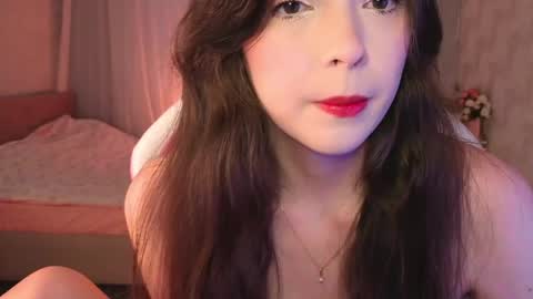 Snapshot of yuna_sunshy chatting on 05-08-26, 12:49 Yuna online show from 05-08-26, 12:49