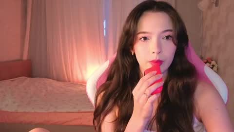 Snapshot of yuna_sunshy chatting on 05-10-26, 12:38 Yuna online show from 05-10-26, 12:38