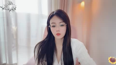 Snapshot of yuner0715 chatting on 01-22-25, 03:41 YunEr online show from 01-22-25, 03:41