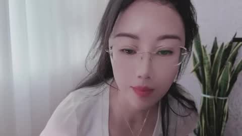 Snapshot of yuner0715 chatting on 09-16-25, 03:29 YunEr online show from 09-16-25, 03:29