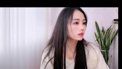 Snapshot of yuner0715 chatting on 10-07-25, 05:37 YunEr online show from 10-07-25, 05:37