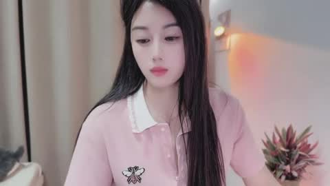 Snapshot of yuner0715 chatting on 05-13-26, 04:15 YunEr online show from 05-13-26, 04:15