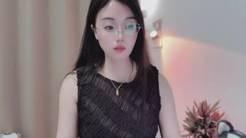 Snapshot of yuner0715 chatting on 05-16-26, 01:54 YunEr online show from 05-16-26, 01:54