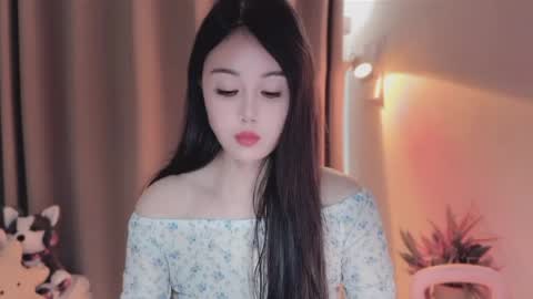 Snapshot of yuner0715 chatting on 06-04-26, 03:45 YunEr online show from 06-04-26, 03:45