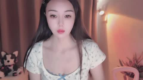 Snapshot of yuner0715 chatting on 06-07-26, 04:16 YunEr online show from 06-07-26, 04:16