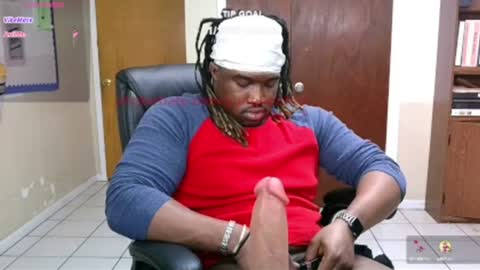 Snapshot of yungbbcbro chatting on 01-05-25, 04:58 Octavian online show from 01-05-25, 04:58