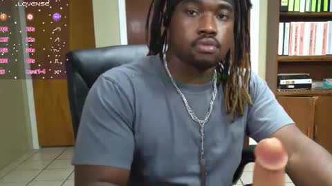 Snapshot of yungbbcbro chatting on 05-17-26, 04:32 Octavian online show from 05-17-26, 04:32