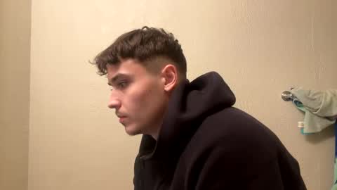 Snapshot of yungstudbev chatting on 12-16-24, 01:53 yungstudbev online show from 12-16-24, 01:53