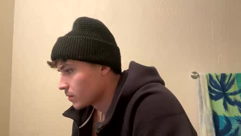 Snapshot of yungstudbev chatting on 12-23-24, 06:11 yungstudbev online show from 12-23-24, 06:11