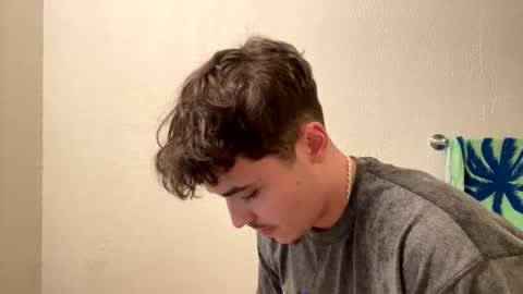 Snapshot of yungstudbev chatting on 01-01-25, 06:37 yungstudbev online show from 01-01-25, 06:37