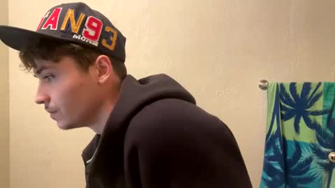 Snapshot of yungstudbev chatting on 01-12-25, 06:28 yungstudbev online show from 01-12-25, 06:28