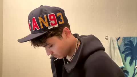 Snapshot of yungstudbev chatting on 01-15-25, 06:12 yungstudbev online show from 01-15-25, 06:12