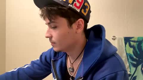 Snapshot of yungstudbev chatting on 01-17-25, 10:44 yungstudbev online show from 01-17-25, 10:44