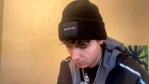 Snapshot of yungstudbev chatting on 01-20-25, 01:21 yungstudbev online show from 01-20-25, 01:21