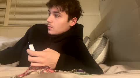 Snapshot of yungstudbev chatting on 02-05-25, 04:06 yungstudbev online show from 02-05-25, 04:06