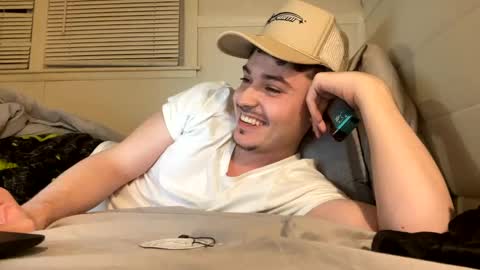 Snapshot of yungstudbev chatting on 03-08-25, 05:38 yungstudbev online show from 03-08-25, 05:38