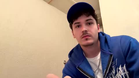 Snapshot of yungstudbev chatting on 10-06-25, 05:54 yungstudbev online show from 10-06-25, 05:54